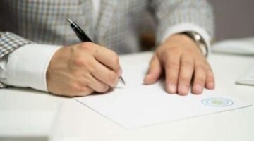 "بخطوات بسيطة" .. وزارة الداخلية توضح طريقة إصدار شهادة وفاة إلكترونيًا