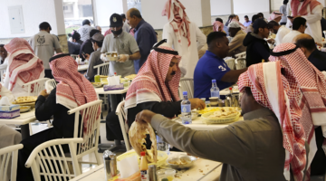 عاجل .. إغلاق المطاعم بالمملكة العربية السعودية والمختص يوضح السبب