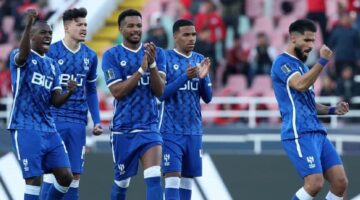 نادي الهلال السعودي أمام نادي نساجي الإيراني في مواجهة حافلة بالأهداف 