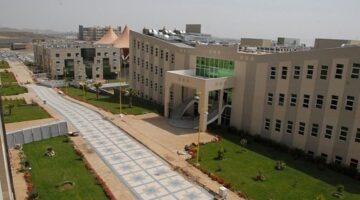 "جامعة الملك خالد" تعلن عن خمسة وظائف شاغرة بنظام العقود 2023