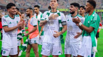 "العودة للمربع الذهبي " الأهلي يواجه الرياض في دوري روشن