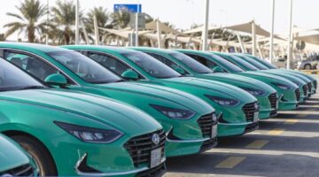 "وزارة النقل" تعلن ايقاف إصدار تراخيص سيارات الاجرة العامة ببعض المدن