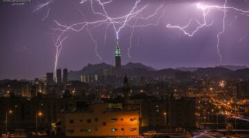 "المركز الوطني للأرصاد" يحذر من منخفض جوي يؤثر على أجواء بعض المناطق بالمملكة