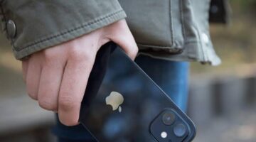 آبل الأمريكية تكشف ميزة جديدة على آيفون .. "تحمي هاتفك من اللصوص"