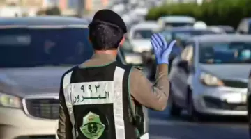 "المرور ".. توضح شروط عمل تفويض داخلي بقيادة مركبة لمن عليه إيقاف خدمات