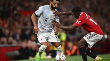 ديربي ناري يجمع بين ليفربول ومانشستر يونايتد ضمن منافسات الدوري الإنجليزي الممتاز