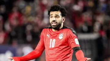 رد ساخر وغير متوقع من "محمد صلاح" عقب مغادرة المُعسكر