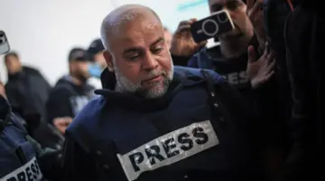 ما حقيقة وفاة الصحفي وائل الدحدوح قبل وصولة إلى قطر لتلقي العلاج؟