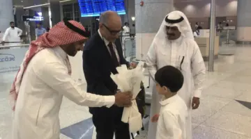 الدكتور مضحي الشهري امريكا عالم الفيزياء يعود إلى وطنه بعد 50 عامًا من الغربة