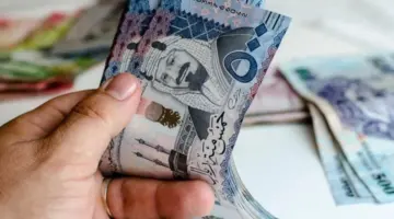 "وزارة الموارد البشرية" تعلن عن سلم الضمان الاجتماعي المطور 1445 وأبرز شروط البرنامج
