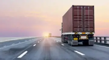 هيئة النقل تكشف عن موعد تفعيل الرصد الآلي على مخالفات الشاحنات والحافلات