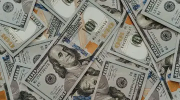 سعر الدولار اليوم في العراق السبت 10 فبراير 2024 مقابل الدينار بداية التعاملات الصباحية