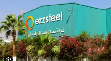 ما هو سعر طن الحديد اليوم حديد عز في المصانع والاسواق؟