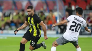 الاتحاد ضيفا ثقيلا على الطائي اليوم في دوري روشن السعودي