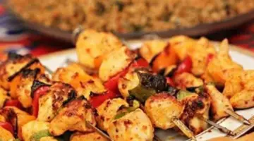 "اكلات رمضان" طريقة عمل شيش طاووق في البيت بطعم شهي وتتبيلة مميزة