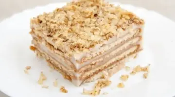 ما هي طريقة عمل كيكة البسكويت الباردة بخطوات سهلة وسريعة في البيت