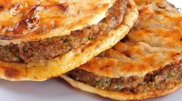 ما هي طريقة عمل حواوشي اللحمة المفرومة بالعيش البلدي أحلى من المطاعم
