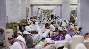 "بداية من اليوم" استقبال طلبات تسجيل الاعتكاف بالمسجد الحرام 2024 .. الرابط والشروط