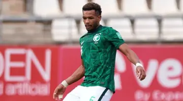 عاجل: مدرب المنتخب السعودي يستبعد على البليهي من المشاركة مع الأخضر في تصفيات كأس العالم 2026 والبديل مدافع النصر