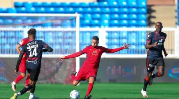 الخليج يحل ضيفا ثقيلا على الرائد في دوري روشن السعودي 