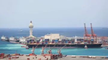 " موانئ" تطلق خدمة شحن ملاحية جديدة لشركة فُلك للخدمات البحرية إلى ميناء جدة