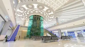 تنبيه من "مطار الملك عبد العزيز" بخصوص وضع عبوة ماء زمزم داخل الأمتعة
