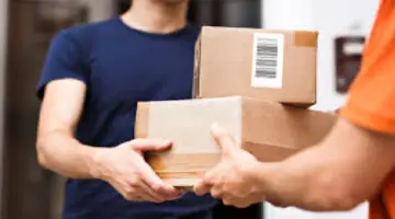 عاجل وزارة النقل السعودية تطلق قنوات التجاوب وتقديم شكوى في شركات الطرود حال تأخر الشحنات