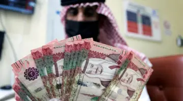 بعد تبكير حساب المواطن راتب أخر يصرف لمستحقيه قبل موعده الرسمي بعد ساعات  بقيمة 2000 ريال بقرار وزاري