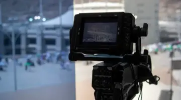 هيئة الإعلام تعلن منع ممارسة العمل الإعلامي دون ترخيص مهني بداية من 30 أبريل