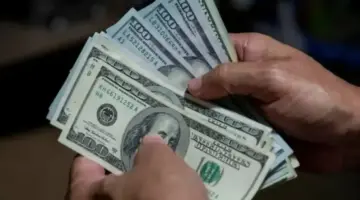 سعر الدولار مقابل الجنيه المصري في البنوك اليوم 2 مايو 2024.. ضربة مؤلمة جديدة 