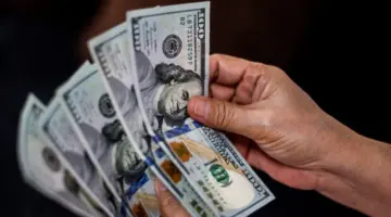 سعر صرف الدولار يواصل الارتفاع أمام الدينار العراقي مع إغلاق البورصة