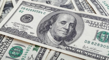 كم سعر الدولار اليوم في البنك الأهلي الموافق 4 يوليو 2024؟