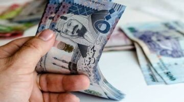 بأمر ملكي وزارة المالية.. تعلن عن إجازة 7 إيام وصرف راتب إضافي 700 ريال للموظفين بالسعودية