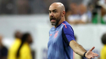 إقالة مدرب منتخب الاكوادور "فيلكس سانشيز" بعد الهزيمة أمام الأرجنتين في كوبا أمريكا