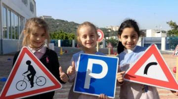 وزارة التربية الوطنية.. تختار الدرس الافتتاحي السلامة المرورية بالعام الدراسي الجديد