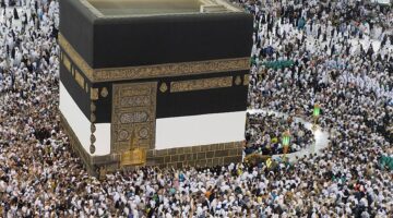 أسماء أئمة المسجد الحرام المعينين بأمر ملكي من العاهل السعودي اليوم الخميس