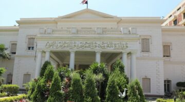 متى موعد التقديم على وظائف معلم مساعد 2024؟ وزارة التوضيح توضح التفاصيل والشروط اللازمة للتقديم