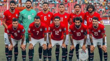 القنوات الناقلة لمباراة مصر والرأس الأخضر .. مفاجئة في تشكيل اليوم والمعلق «معشوق الجماهير»