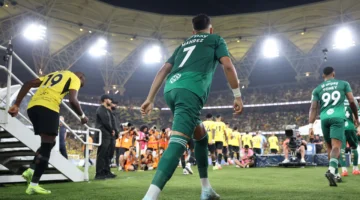 ما القنوات الناقلة لمباراة الأهلي والشرطة العراقي في دوري أبطال اسيا للنخبة 2024-2025 وكيف تشاهد المباراة عبر الأنترنت