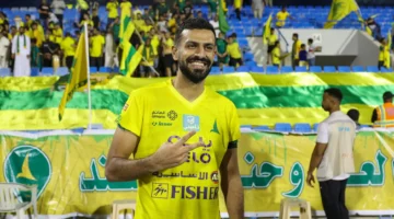 من هو عبد الله آل سالم الذي ينافس كريستيانو رونالدو في الدوري السعودي؟