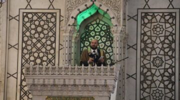 رئيس وزراء سوريا يردد كلمات قفي دمشق فداك الاهل والدار موفق السلمي