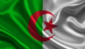 بقرار رئاسي.. تمديد عطلة الأمومة في الجزائر وحقيقة زيادة منحة المرأة الماكثة