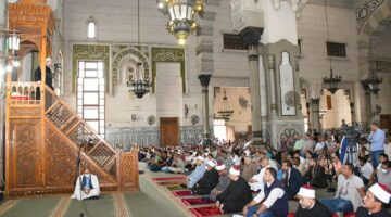 أمك ثم أمك: موضوع خطبة الجمعة القادمة لوزارة الأوقاف بمناسبة عيد الأم 2025
