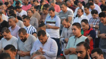 كيفية صلاة العيد 2025 وكم عدد ركاتها وطريقة أدائها وما هو أهم الأحكام المتعلقة بها؟