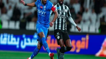 صراع القمة يشتعل من جديد.. الهلال والشباب في مواجهة كروية حاسمة بالدوري