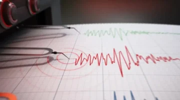 اكتشاف هزة أرضية شرق الجبيل.. المركز الجيولوجي السعودي يرصدها