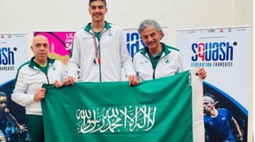 نجم الإسكواش أخضر آل نصفان يحرز لقب بطولة قطر العالمية