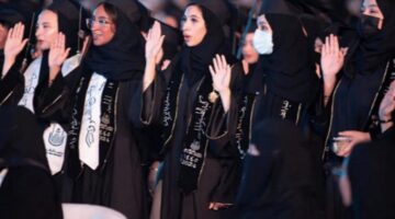 احتفال تخريجي ضخم في جامعة أم القرى: أكثر من 17 ألف طالب يُكرمون في الدفعة 73