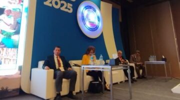 أستاذ باطنة يكشف: دهون زيت الزيتون والمكسرات والحليب الأبيض تحمي من مرض السكري!