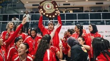 احتفال تاريخي.. سيدات يد الأهلي يتوجن بدرع الدوري بعد فوز قاتل على الزمالك في الختام
